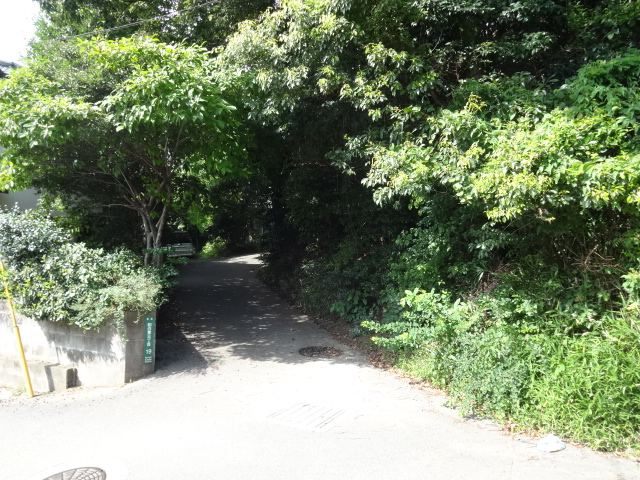 大学・短大：福岡工業大学　Ｄ棟入口　121m