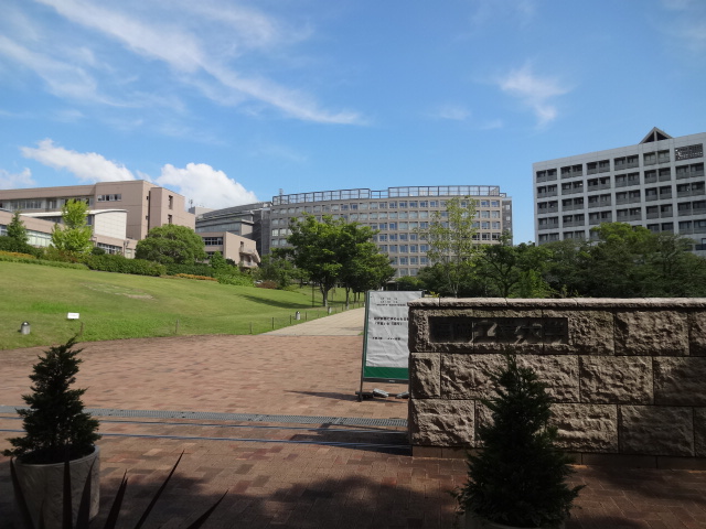 大学・短大：福岡工業大学　ＪＲ駅口　656m